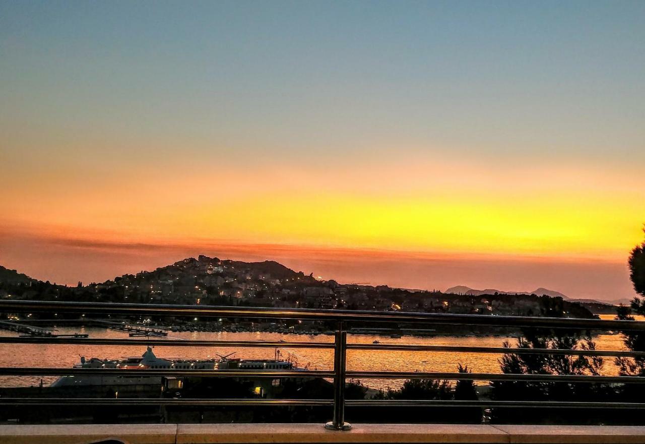 Beautiful 2 Bedroom 2 Bathroom Sea View, Free Parking Dubrovnik Luaran gambar